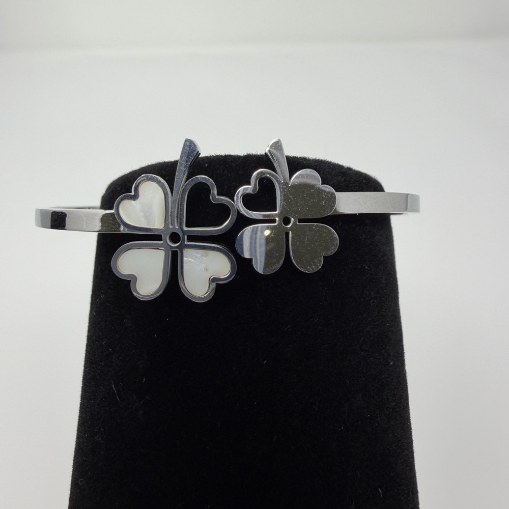 Silver Clover Hinged Bangle Bracelet - image 1